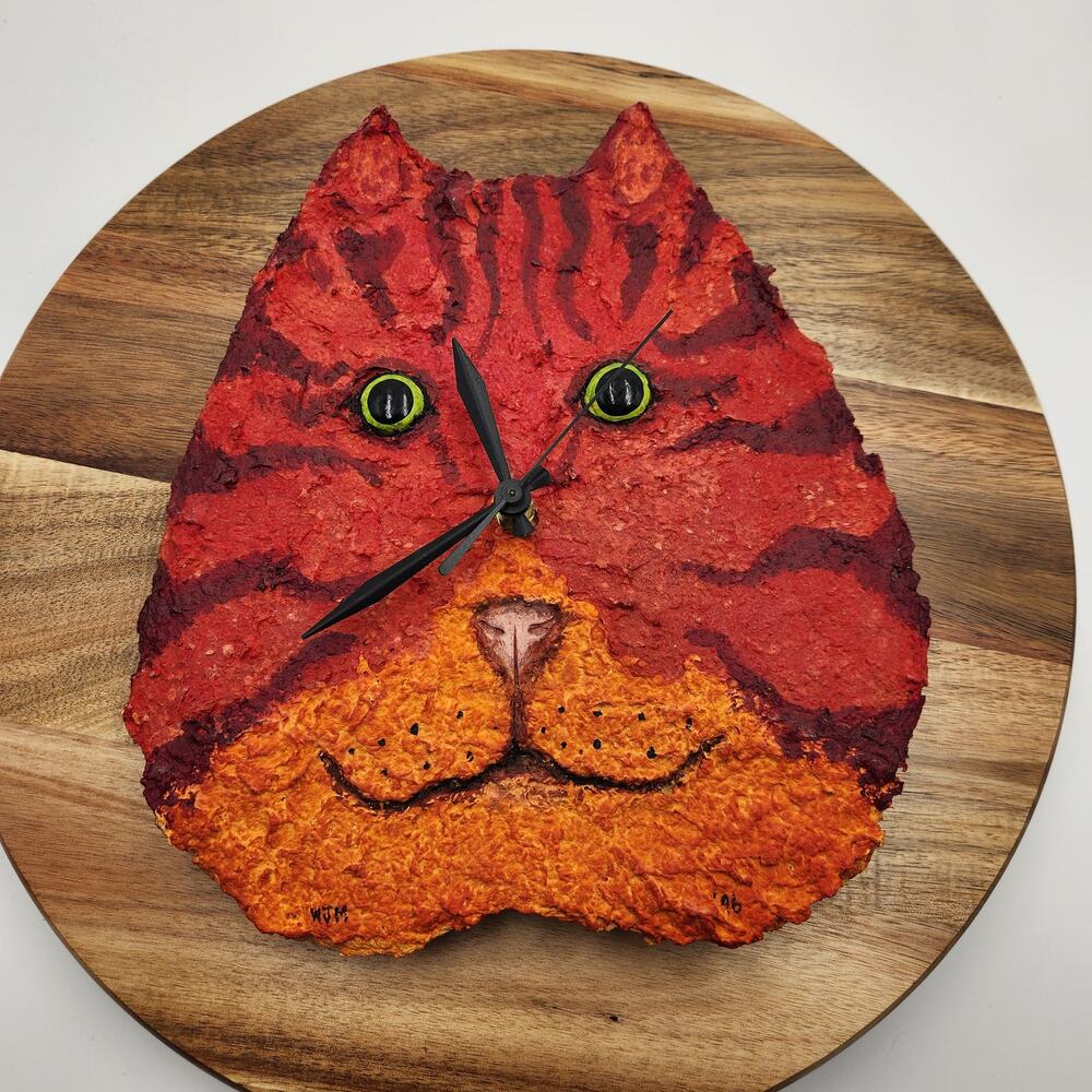 VTG 90s‎ Paper Mache Orange Tabby Cat Wall Clock Signed Kitsch Whimsy Folk Art